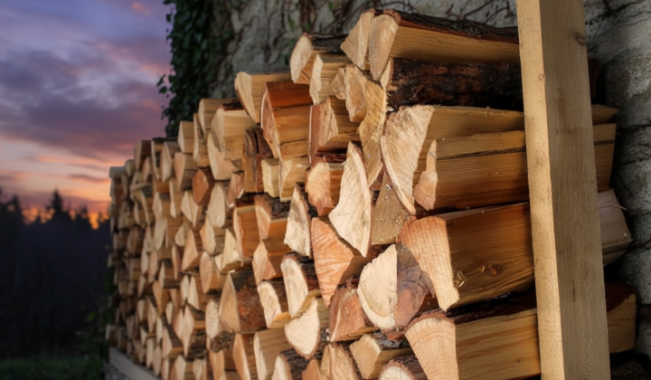 Firewood for heating and its storage