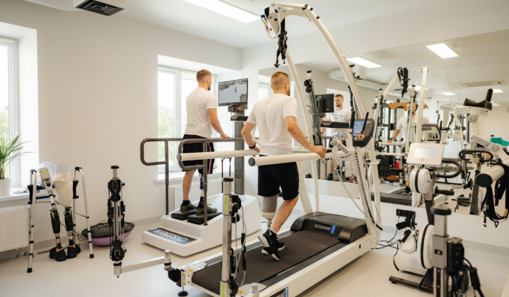 Grants for prosthesis manufacturers in Ukraine