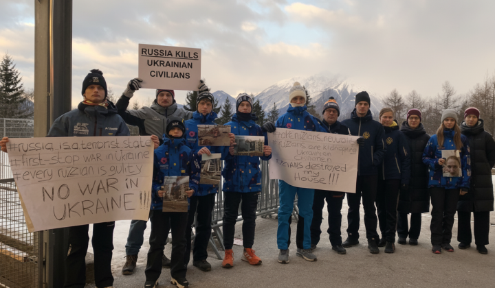 Протест украинских и латвийских скелетонистов