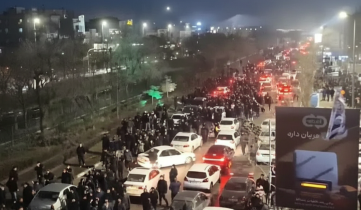 Протести в Ірані, загиблі та вогонь