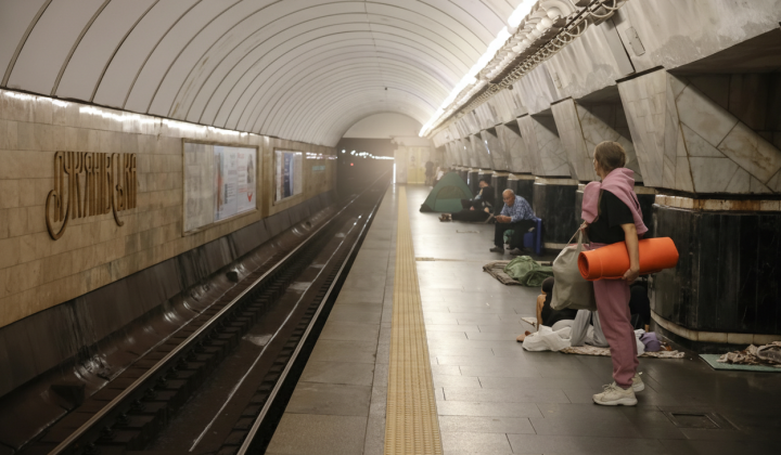 Київське метро, інтервали 12 хвилин