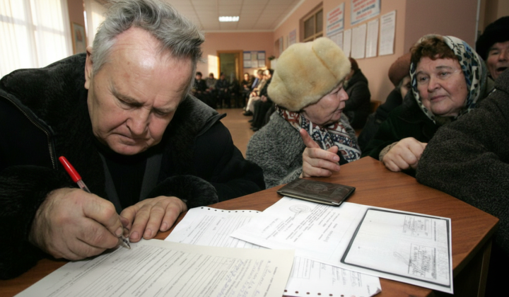 Пенсіонери без повних виплат