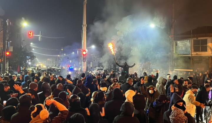 Протестувальники в Ірані на вулиці