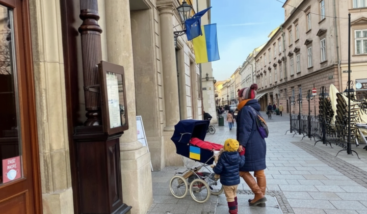 Польша изменяет выплаты 800+ для украинцев