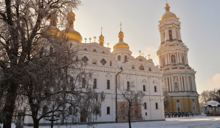 Фото залитого сховища з музейними експонатами