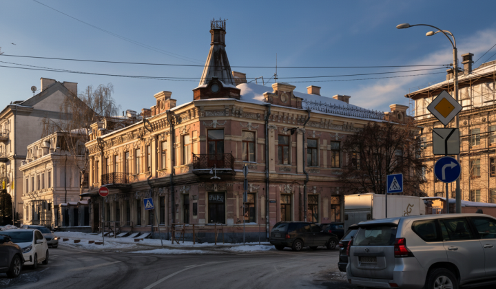 Destruction of the house of the first discoverer of the Tripolye culture