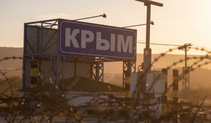 Порожні рейси та недостатньо пального в Криму