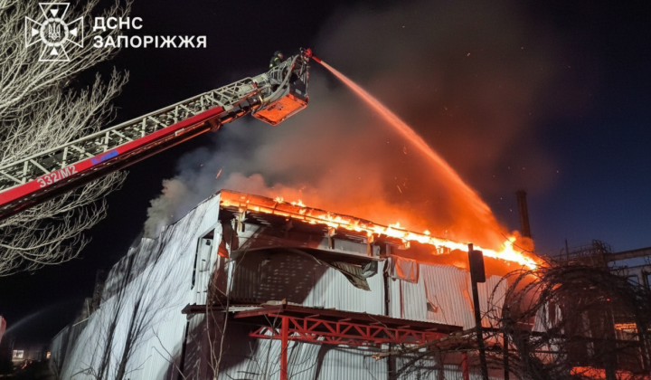Запоріжжя вночі: атака дронами, постраждала дитина