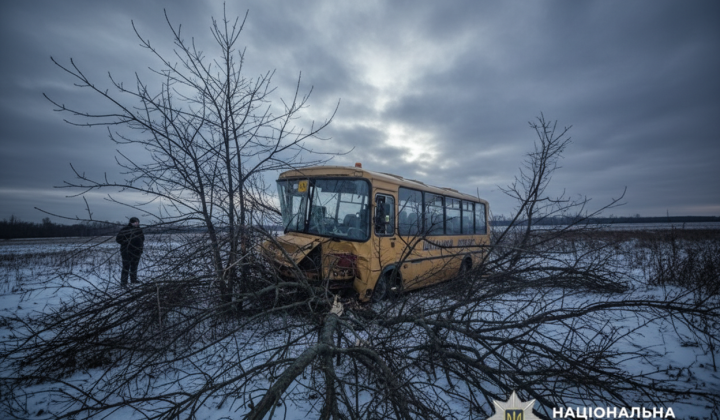 School bus with children in a ditch in Poltava region
