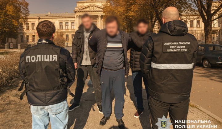 Затримання шахрая в Києві
