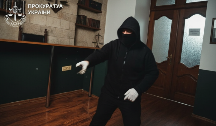 Armed attacker arrested at exchange office in Kyiv