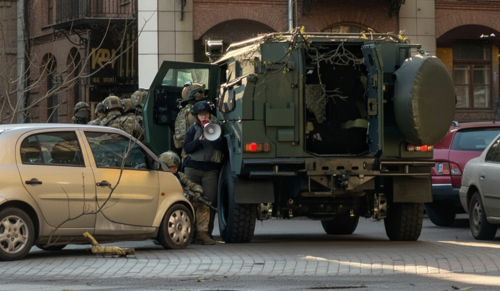 Supermarket in Kyiv, shooter holding hostages
