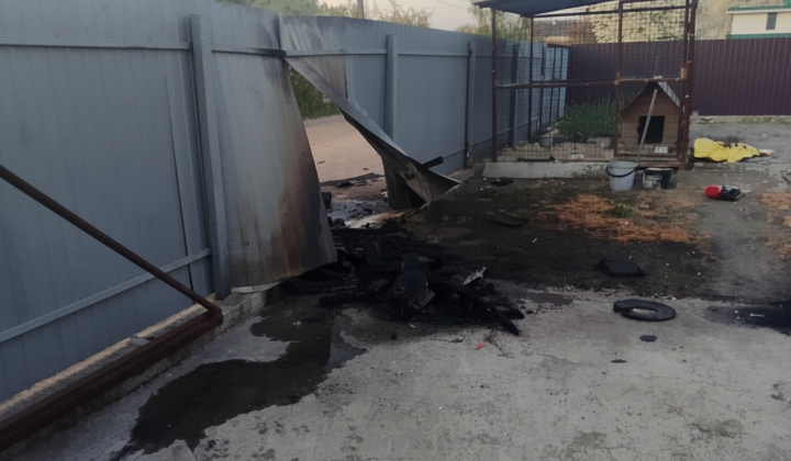 Night attack in Kyiv region: damaged apartment building