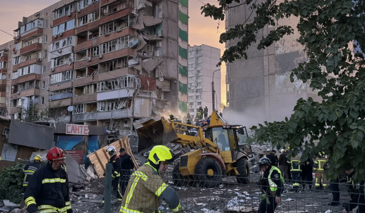 Руйнування після ракетних атак у Києві