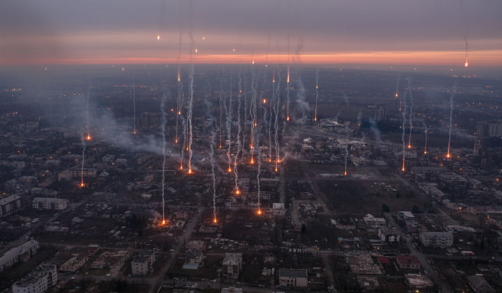 Russian troops bombing Konstantinivka