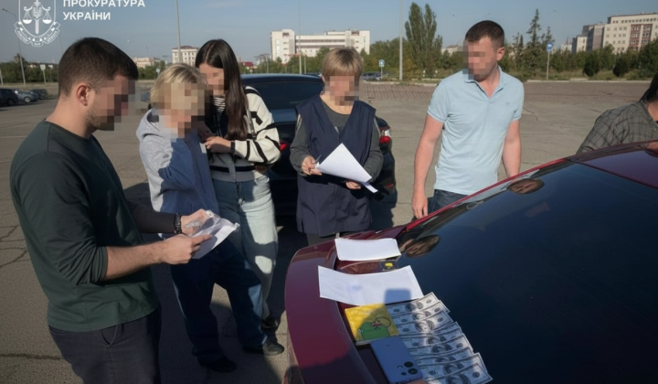 Сестри-близнючки у Дніпропетровщині придумали схему уникнення мобілізації