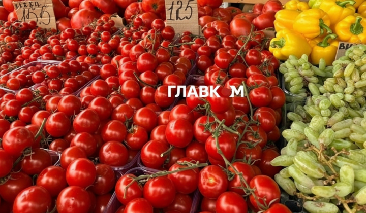 Зелений горох на ярмарці в Києві