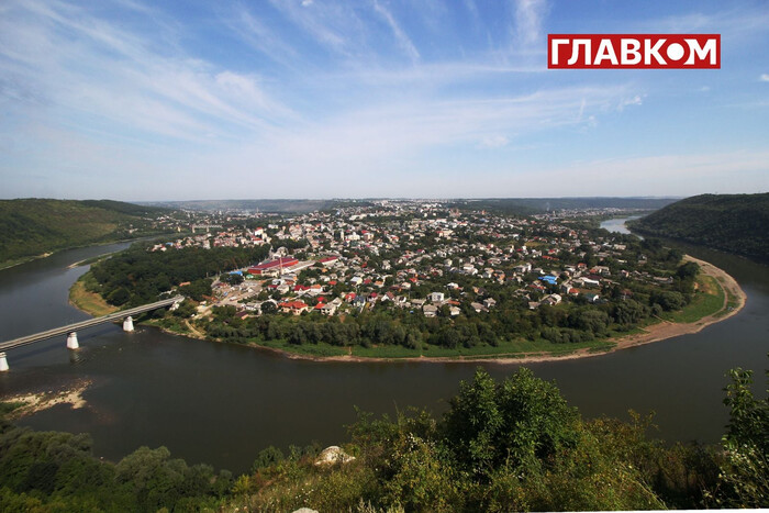 Блискавка над гарячим містом: прогноз погоди