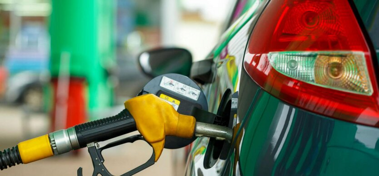 Цены на АЗС на топливо перед выходными
