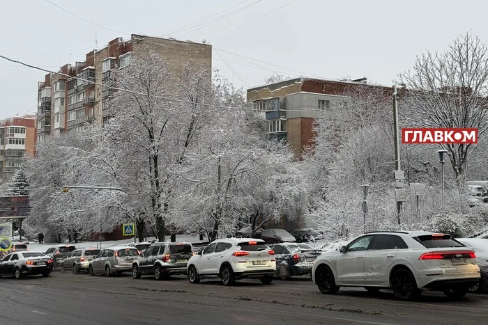 Двухметровый снег укроет столицу.