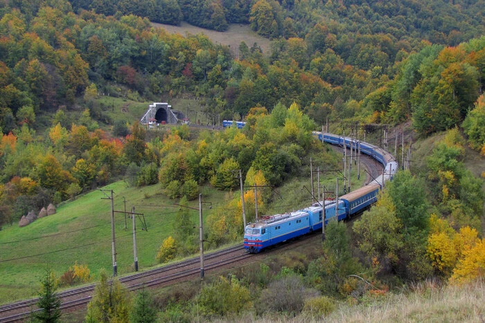 Розклад рейсів на шкільні канікули