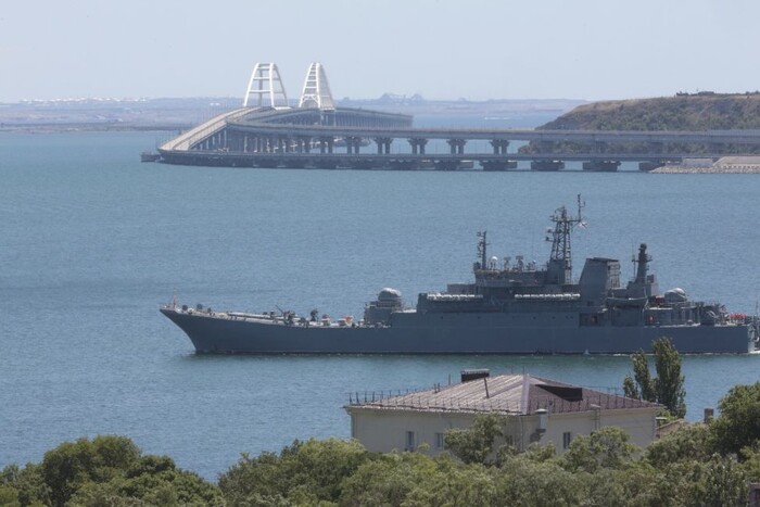 Чем Крымский мост до сих пор не уничтожен: военный эксперт назвал причину