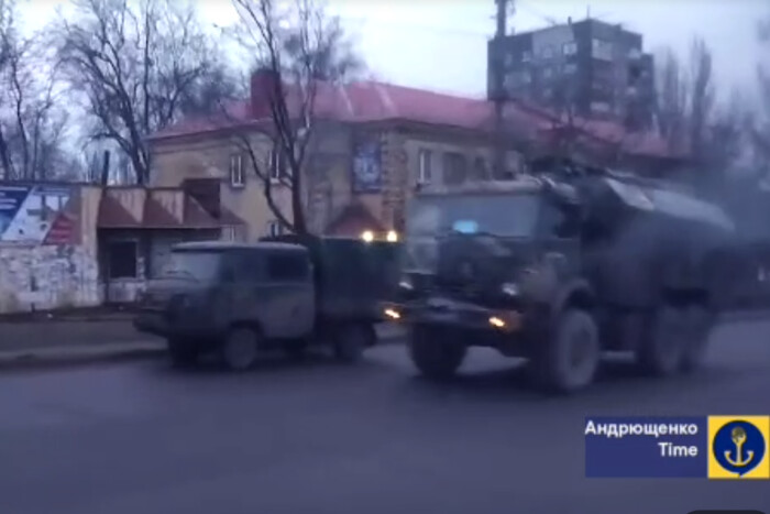 Переброска военной техники через Мариуполь