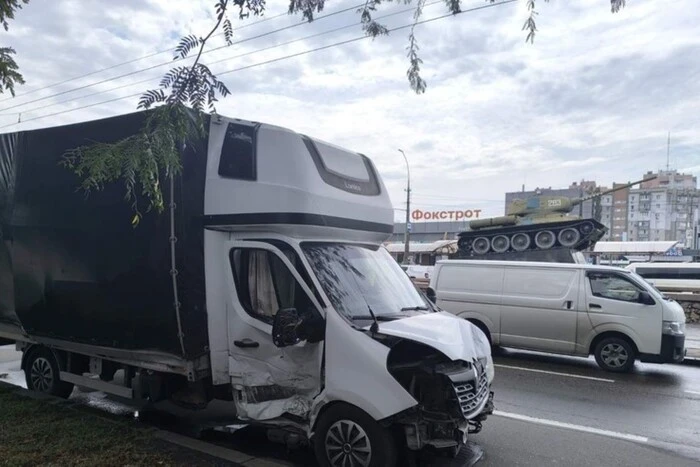 Водій вантажівки розповідає про походження заморожених собачих туш