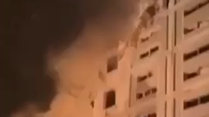 В Умані російська ракета зруйнувала багатоповерхівку, є постраждалі