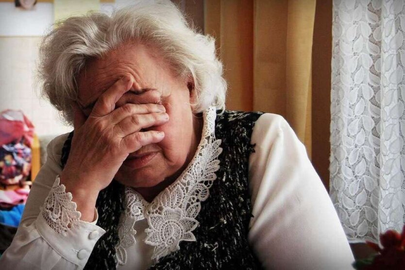 Украинцы жалуются, что пенсии не хватает даже на оплату коммунальных услуг