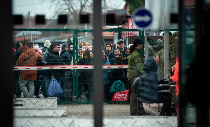 У Польщі активізували підготовку до зимового прийому біженців із України