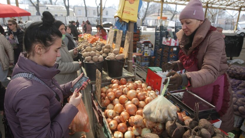 У Нацбанку спрогнозували, як зміняться ціни на продукти у 2025 році