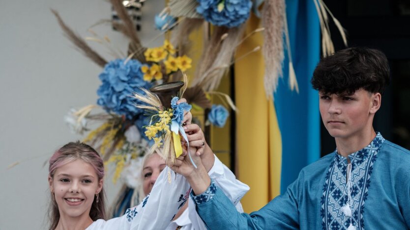 На календарі - останній дзвоник українських школ