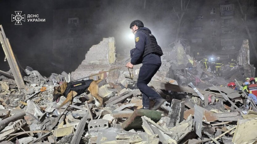 Взрыв в Киеве, причинение повреждений, пожары
