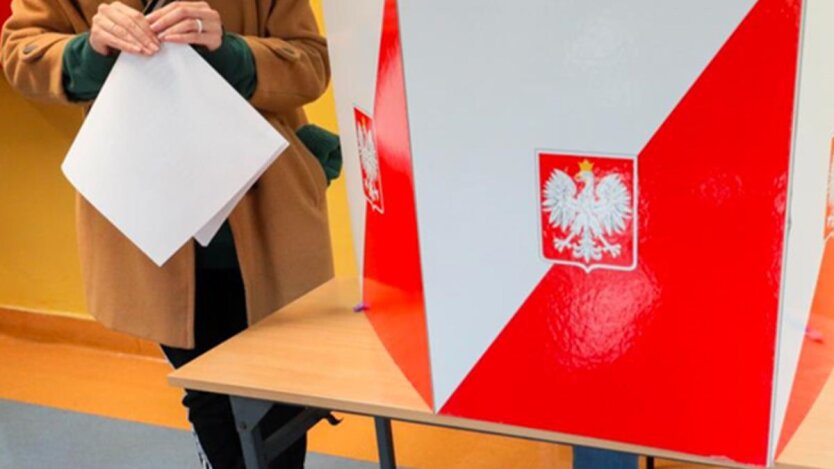 Два портрета кандидатов на президента