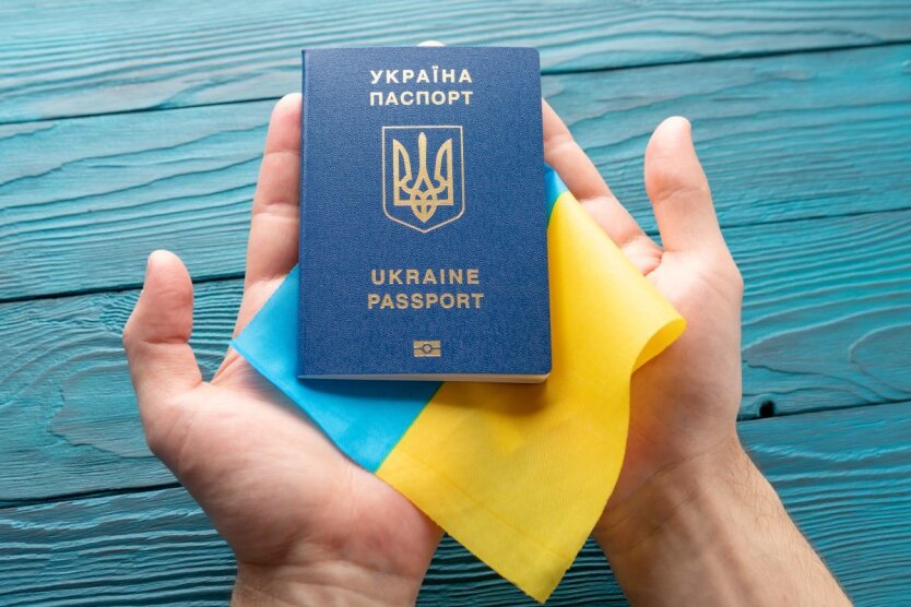 Обмен паспортов-книжек для украинцев