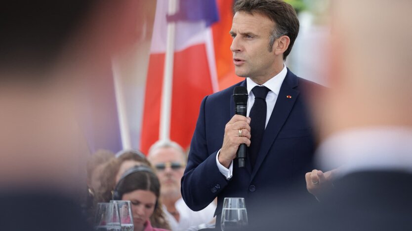 Макрон розпустив парламент Франції та оголосив дострокові вибори