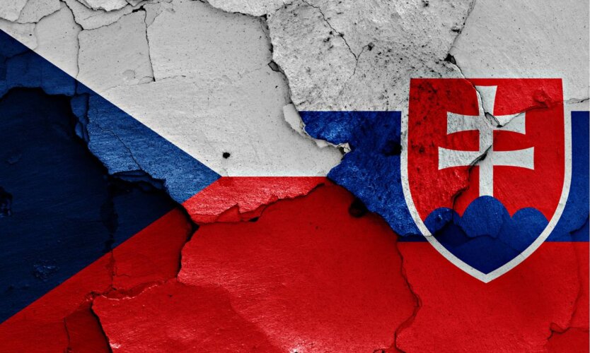 Чехія та Словаччина посварилися через розбіжності у ставленні до України та агресії РФ