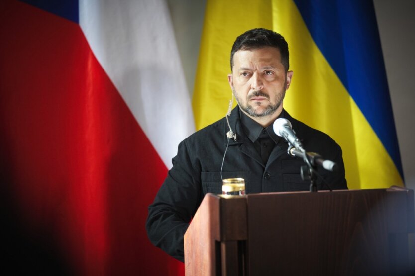 Президент України Володимир Зеленський з лідерами Чехії